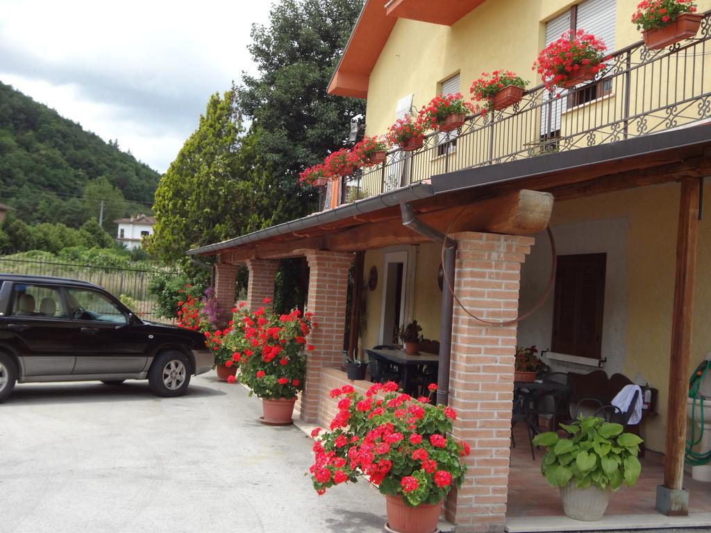 Le Stanze Di Bacco Villa Cagnano Amiterno Dış mekan fotoğraf