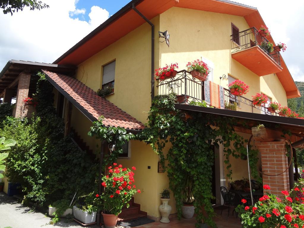 Le Stanze Di Bacco Villa Cagnano Amiterno Dış mekan fotoğraf