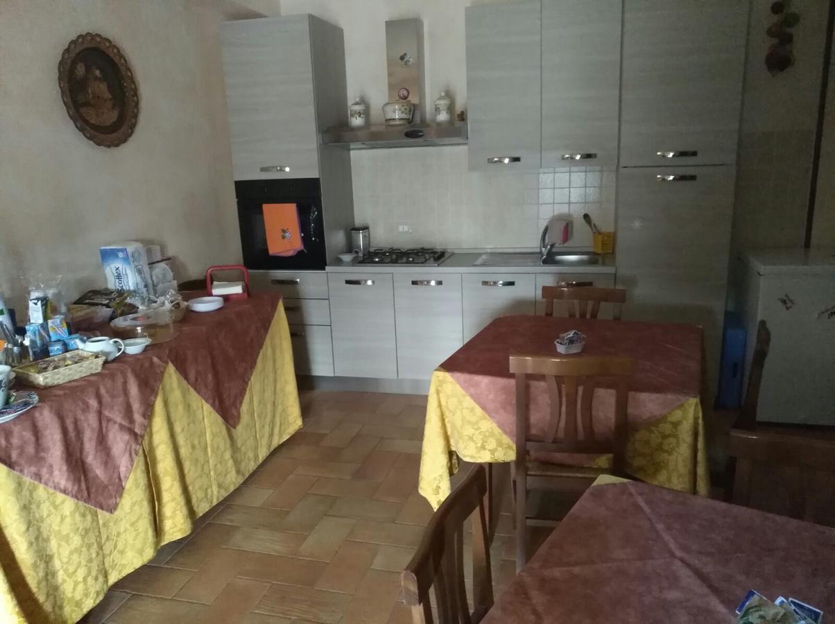 Le Stanze Di Bacco Villa Cagnano Amiterno Dış mekan fotoğraf